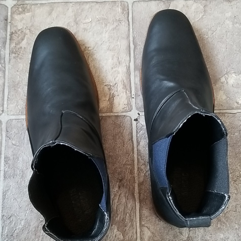 Size 43 ankle Chelsea boots vegan